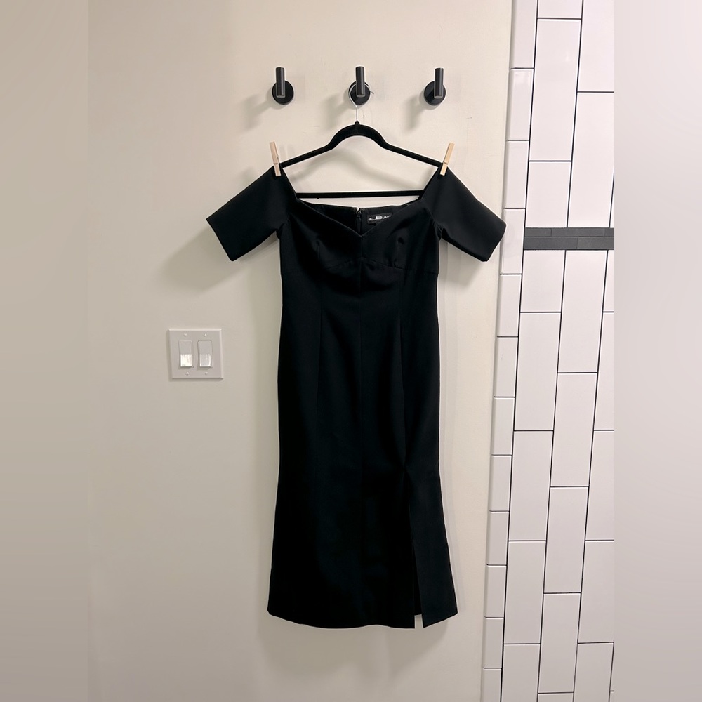 JILL Jill Stuart off shoulder black dress, 8
